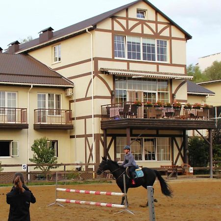 Tamerlan Khmelʼnytsʼkyy Exterior foto
