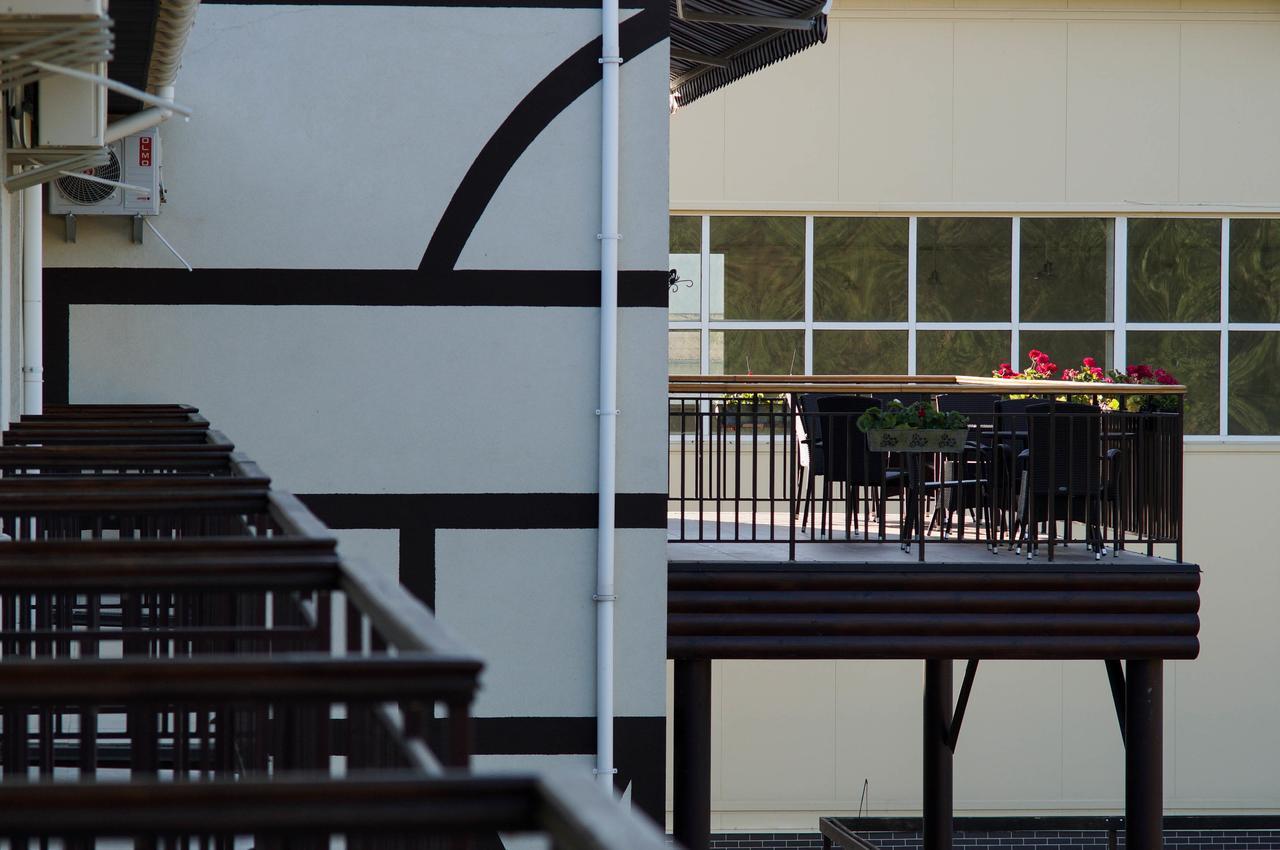 Tamerlan Khmelʼnytsʼkyy Exterior foto